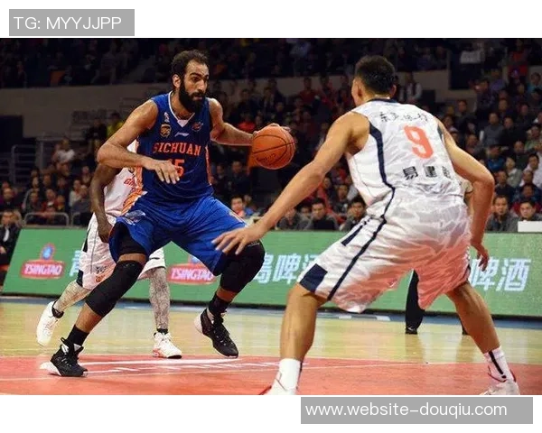 亚特兰联迎战伐木者两队争夺季后赛席位的关键对决